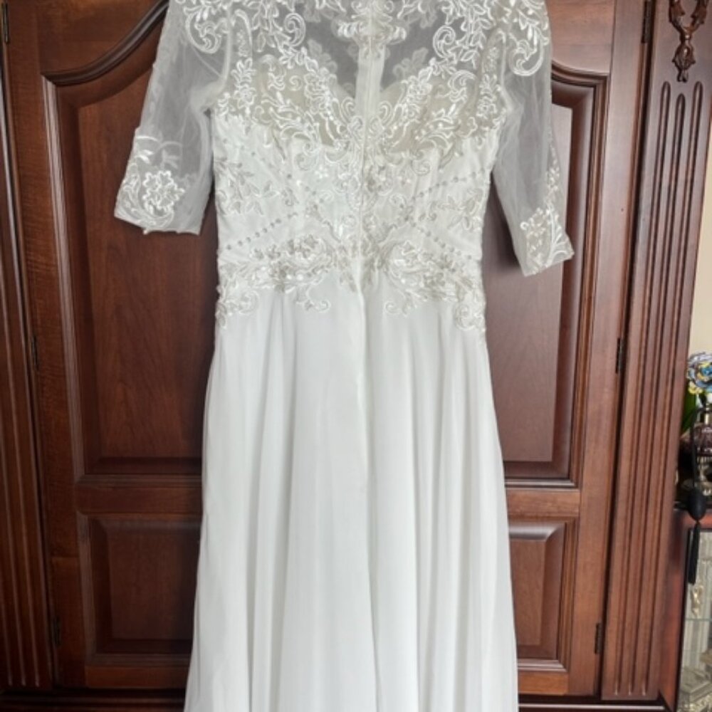 Wedding gown